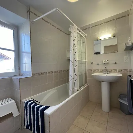 Burusenia Vakantiehuis